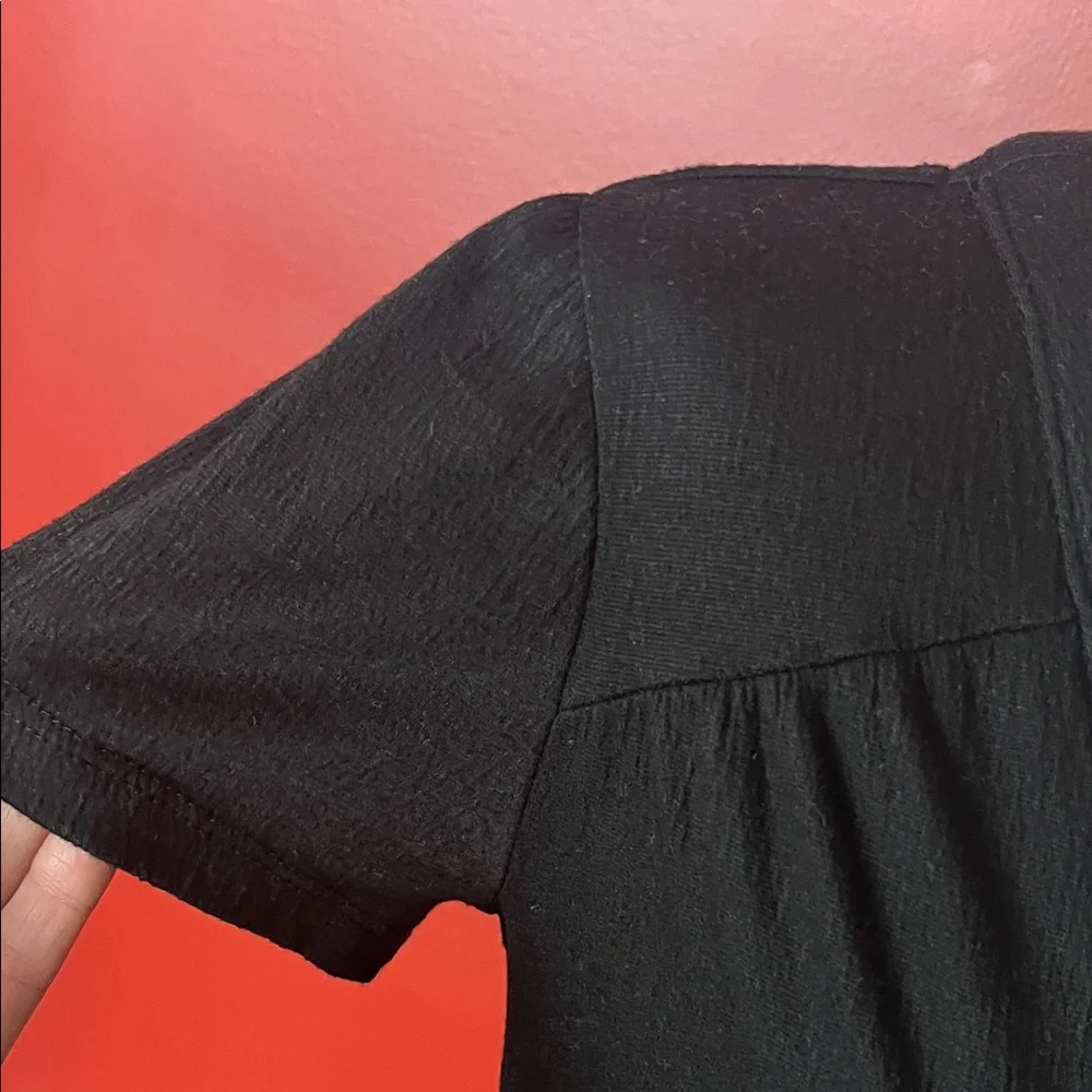 Knox Rose Black V-Neck Dress - Picture 4 of 13